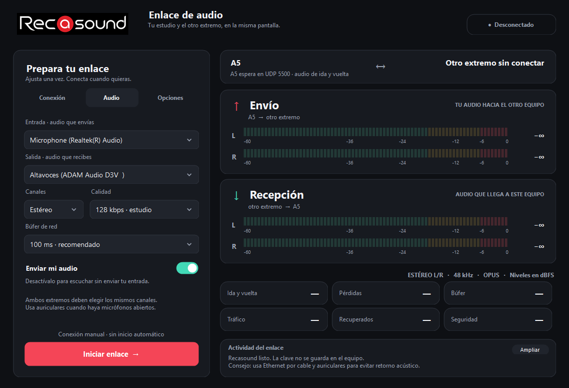 Panel real de Recasound con ajustes de audio y medidores L/R independientes de envío y recepción.